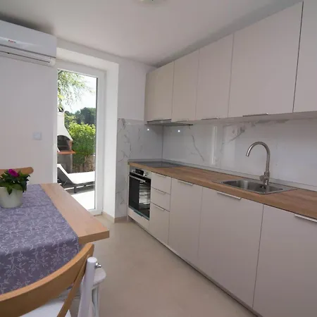 公寓 Studio-wohnung Marija By Interhome *